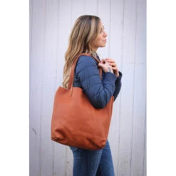 Penelope Tote Bag 21 Penelope Tote Bag -Caval Riding Apparel Shop 936200014 French.EQ Penelope Tote.Bag Front.2 Brandy